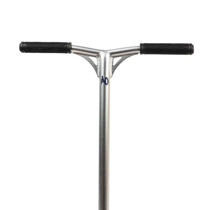 AO Scooters Maven Kick Scooter - Navy AO Scooters Maven Patini - Thalassi